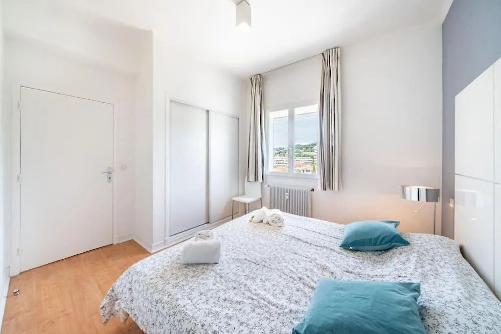 Apartament Superbe Appartement Vue Mer Gallia Cannes Francja